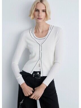 Mango MNG V-neck Knitted Stretch Fabric NWT Long Sleeve Ribbed Cardigan Sz Med